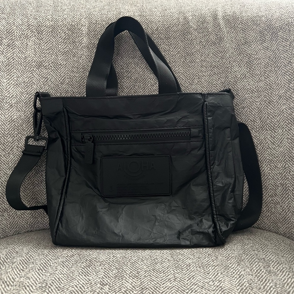 Aloha Collection Black Crossbody